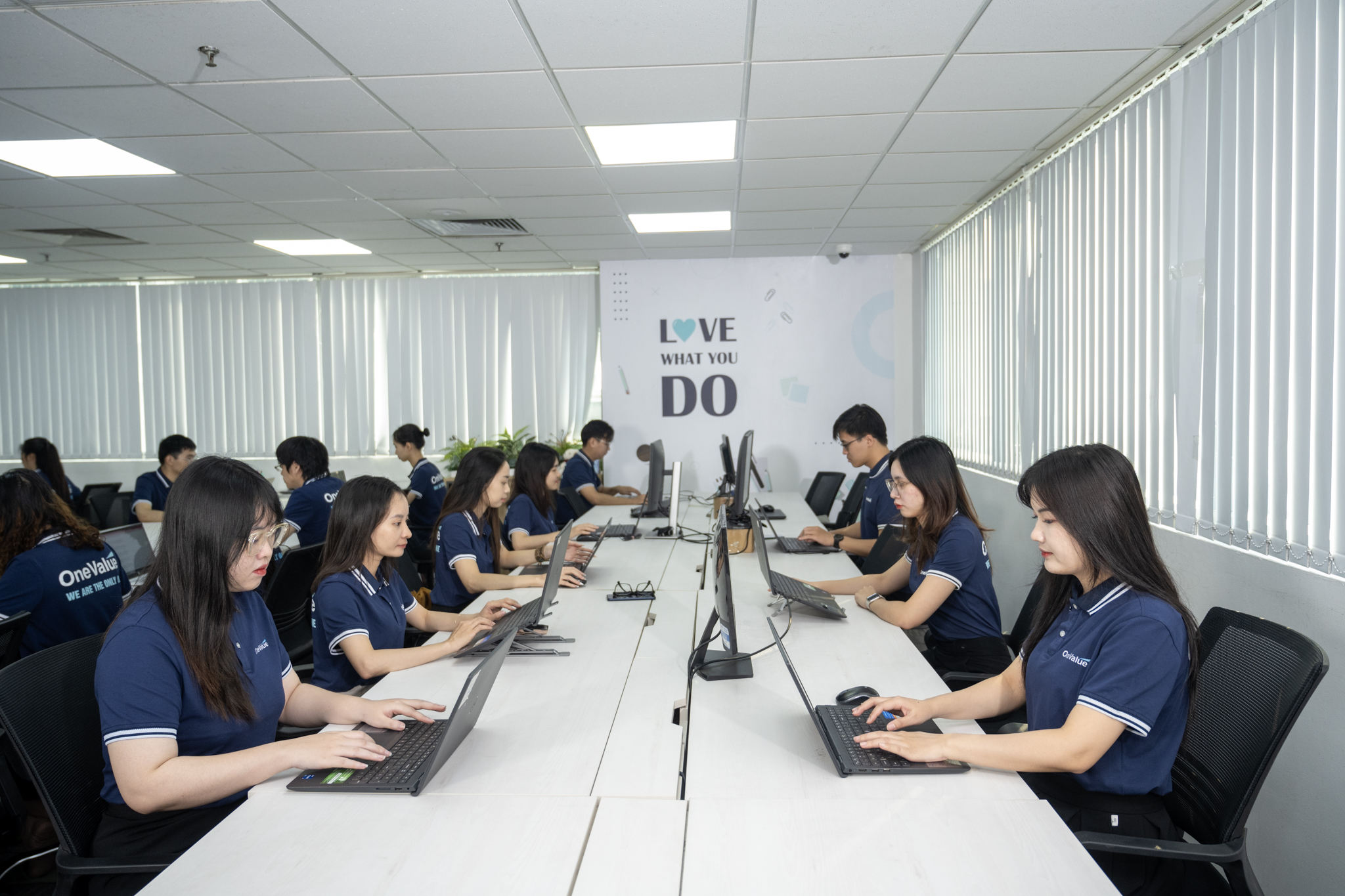 Hình ảnh công ty ONE-VALUE